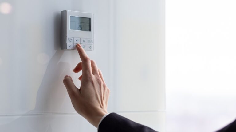 The air conditioning and heating control panel